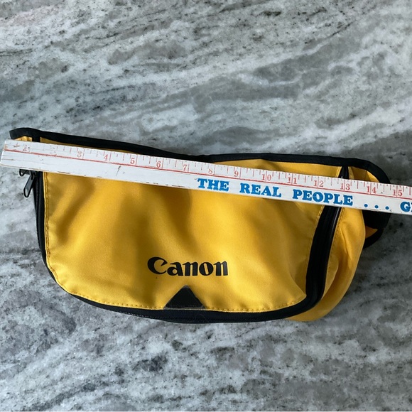 Canon belt bag/fanny pack camera and lens holder - Picture 6 of 8